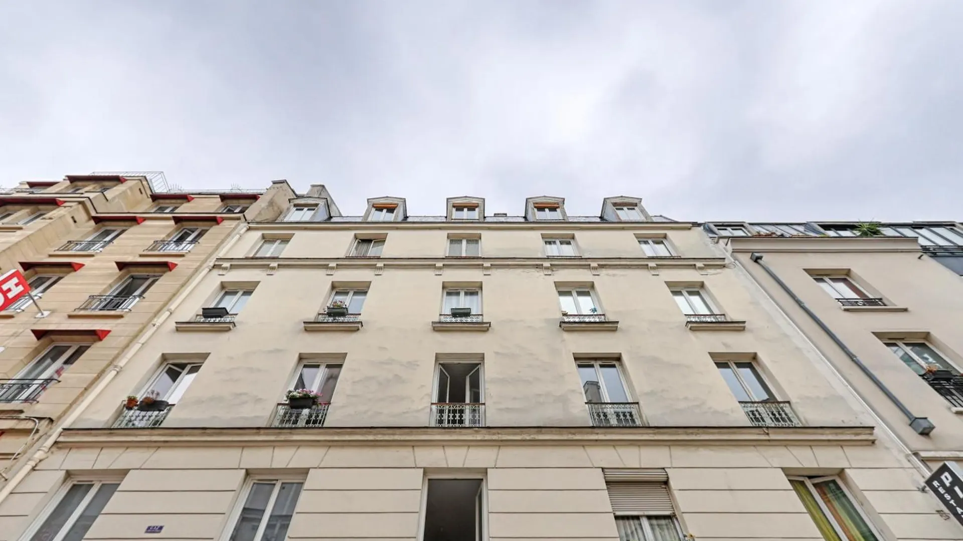 Montmartre Seveste Ii Magnifique 2br